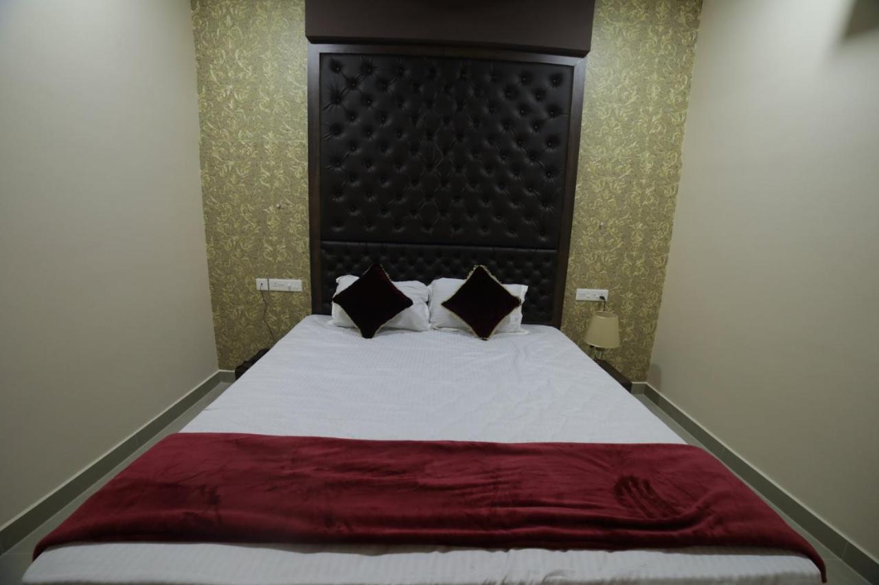 Thrissur Shivalaya Residency 아파트 호텔 외부 사진
